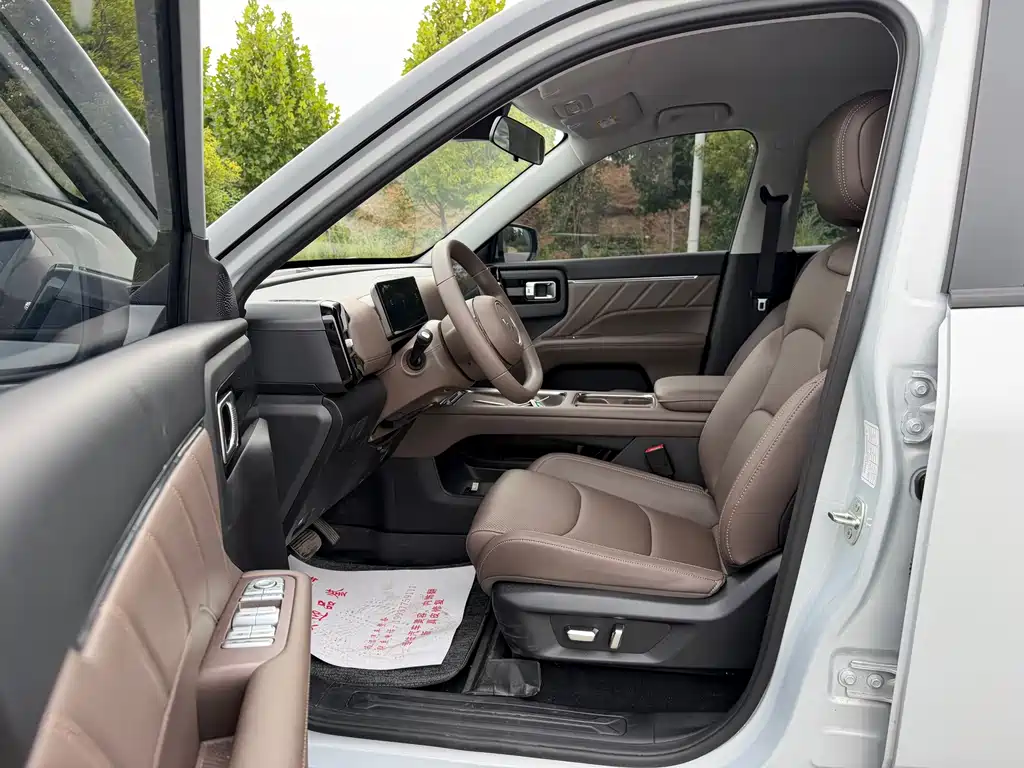 Wuling Xingguang 560 New Energy — миниатюра 8