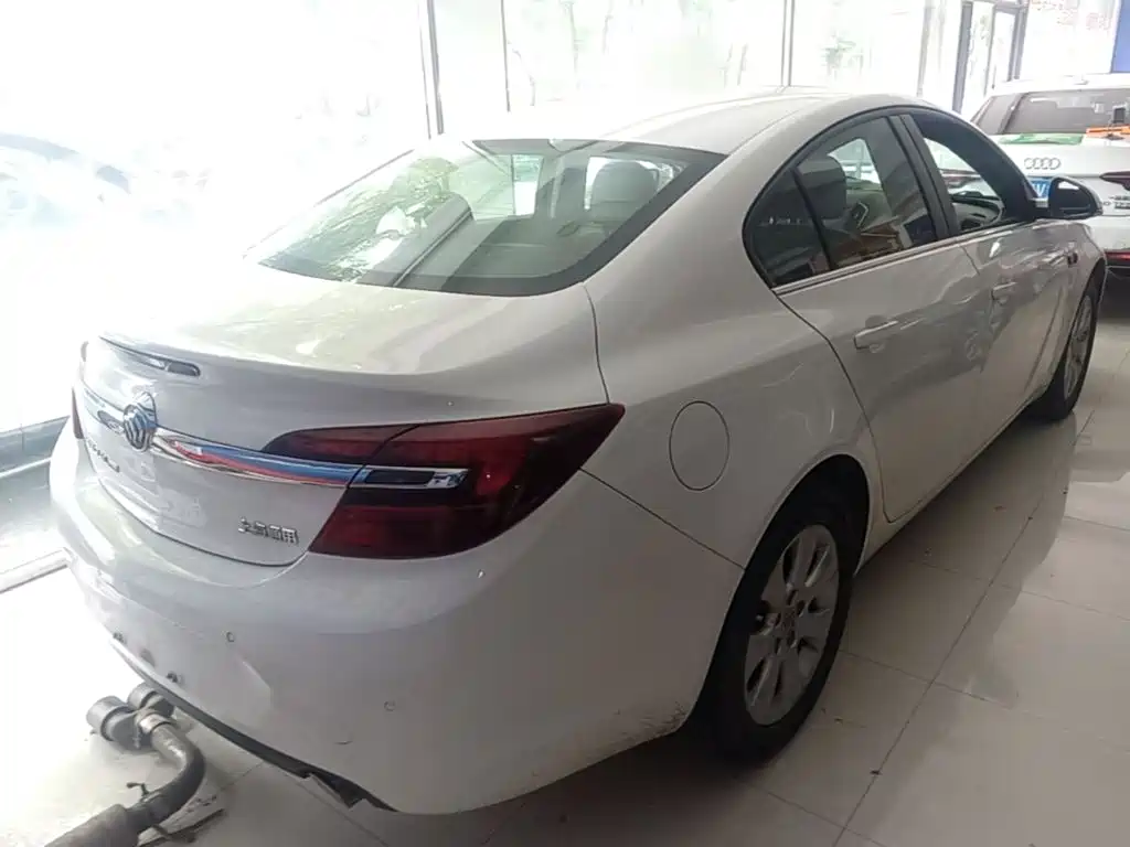Buick Regal — миниатюра 7