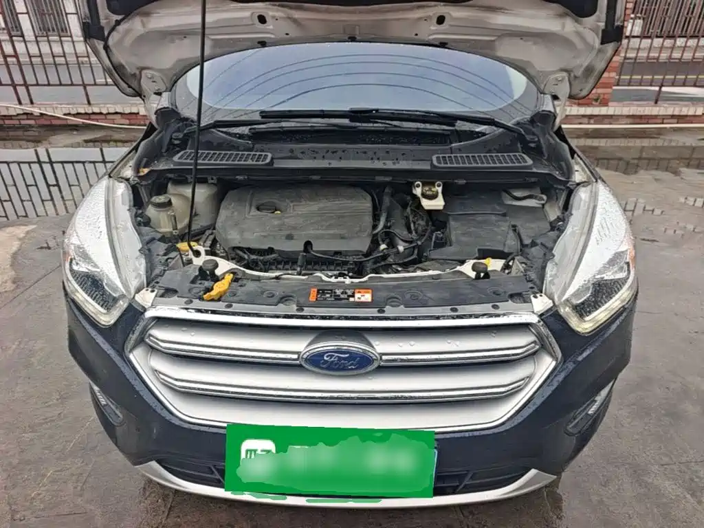 Ford Kuga — миниатюра 20