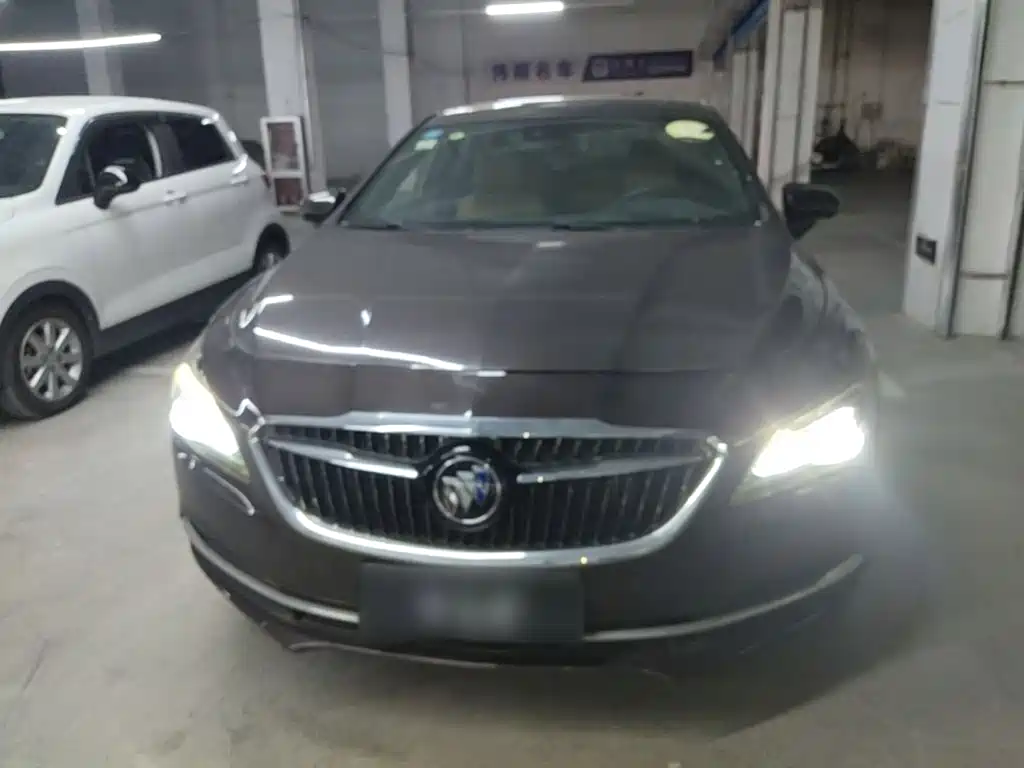 Buick LaCrosse — миниатюра 3