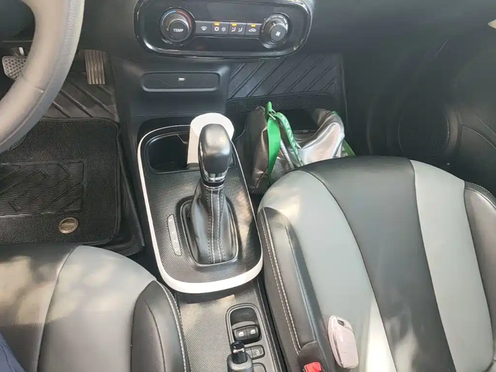 Roewe Clever — миниатюра 14