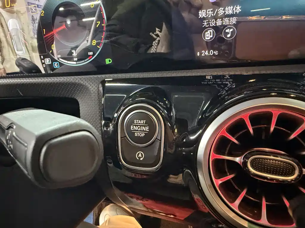 MERCEDES-BENZ A CLASS