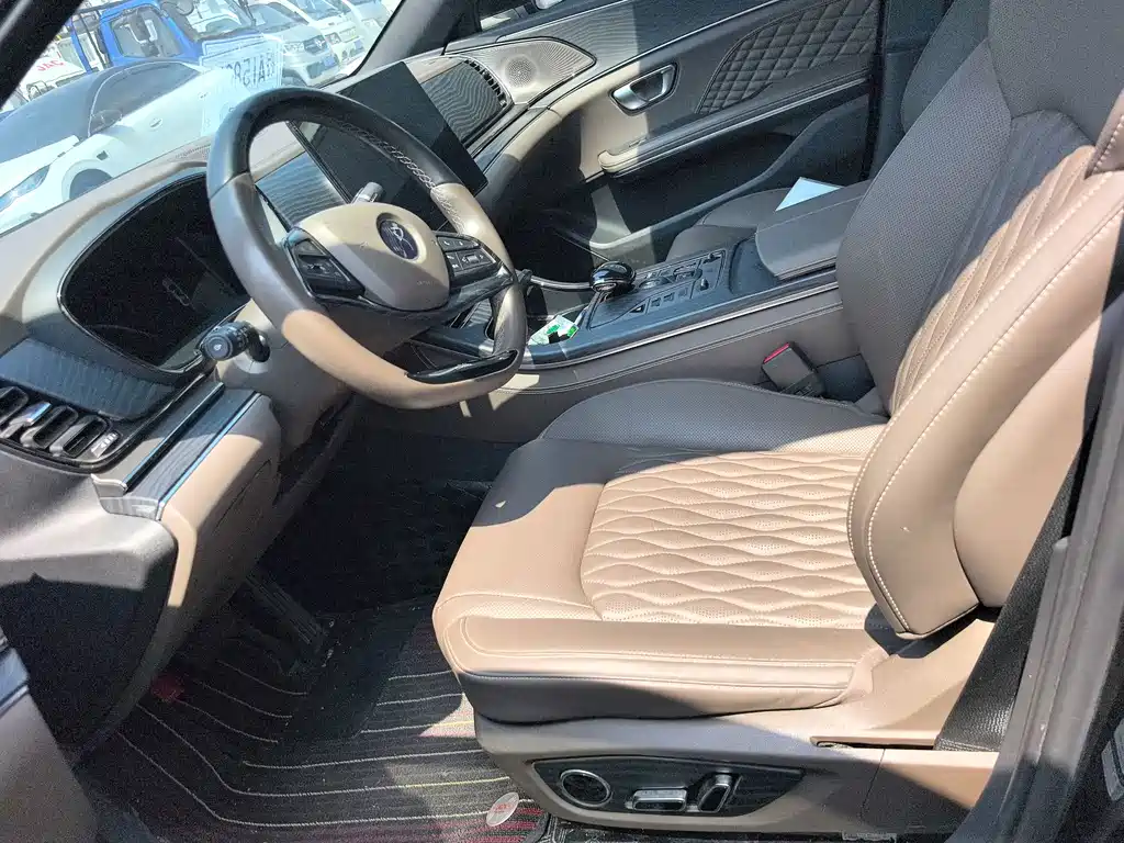 BYD Han — миниатюра 11