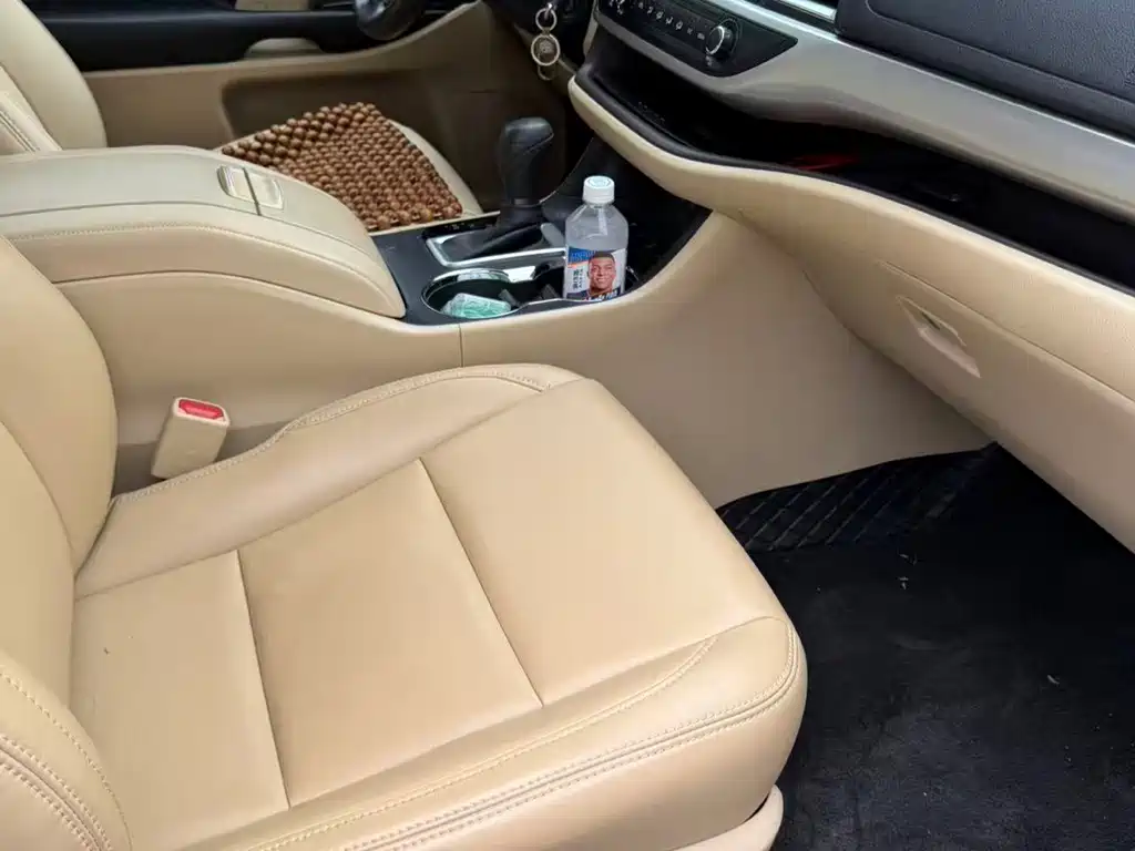 Toyota Highlander — миниатюра 13