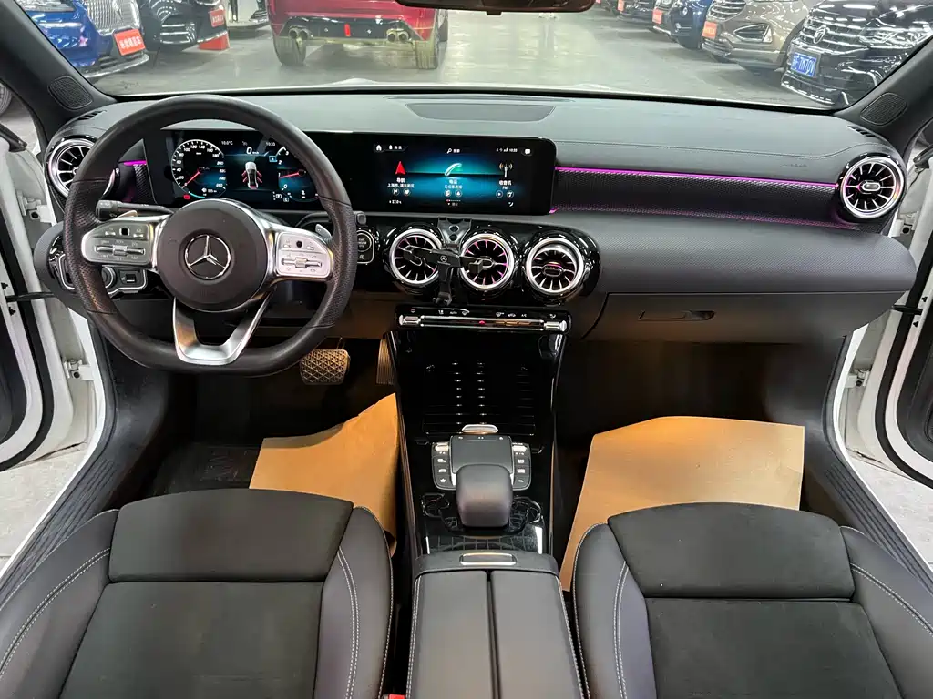 MERCEDES-BENZ A CLASS