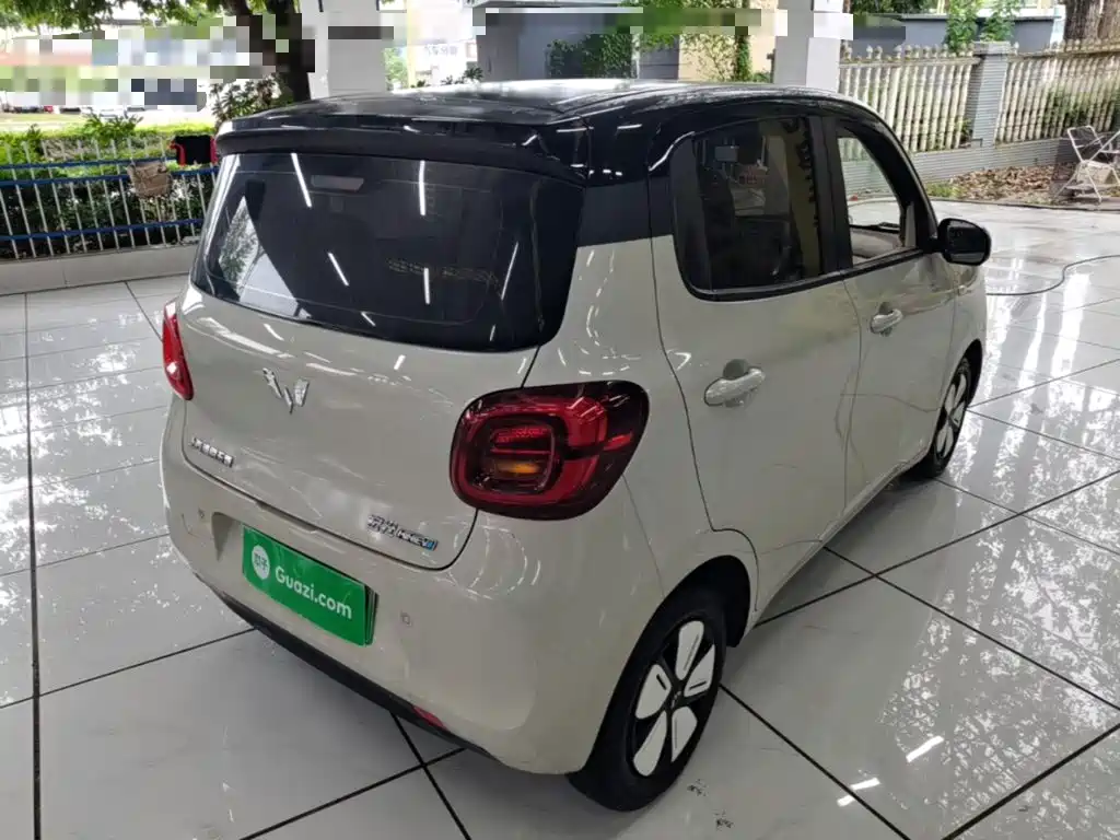 Wuling MINIEV — миниатюра 7