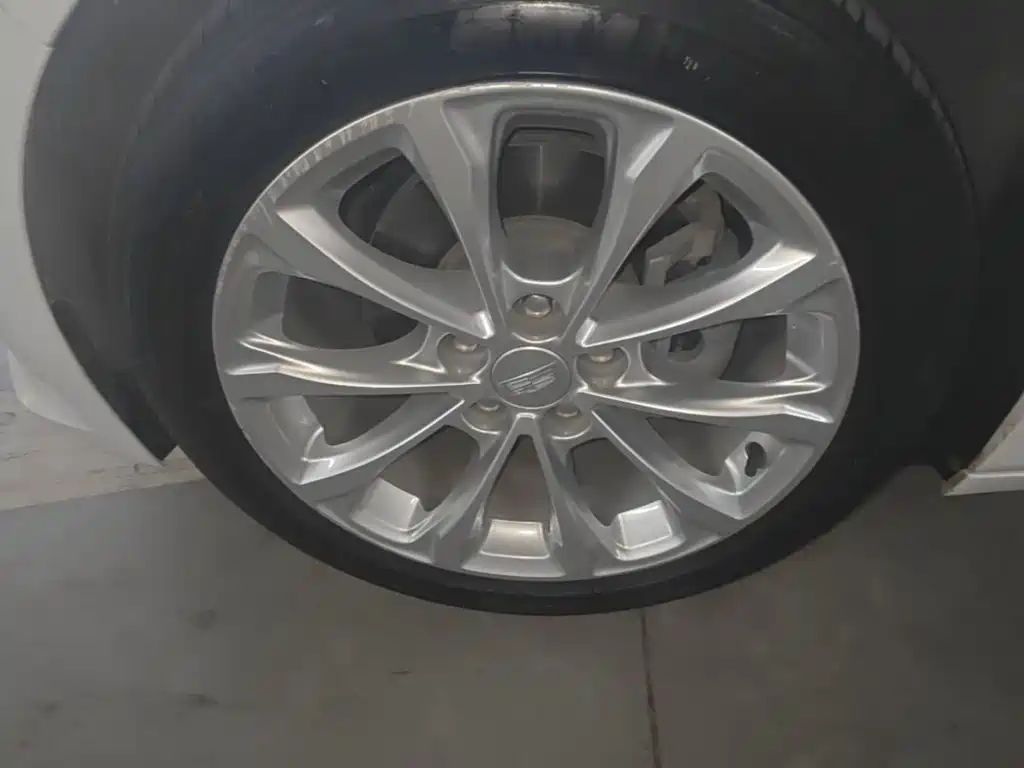 Cadillac CT5 — миниатюра 23