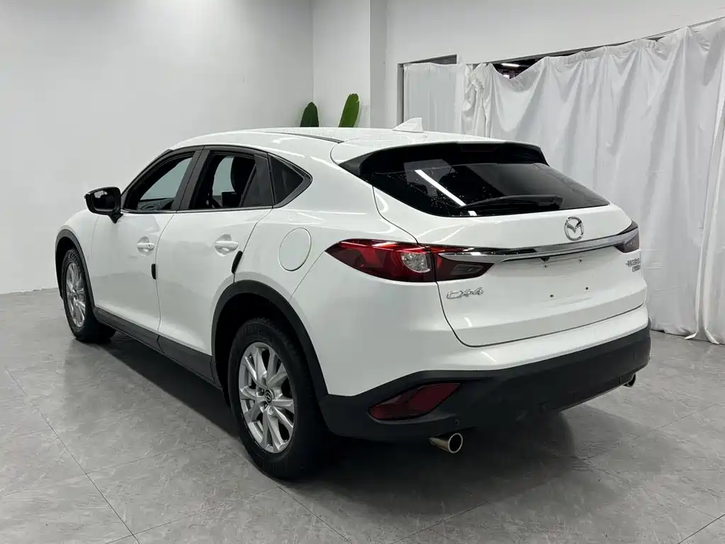 MAZDA CX 4