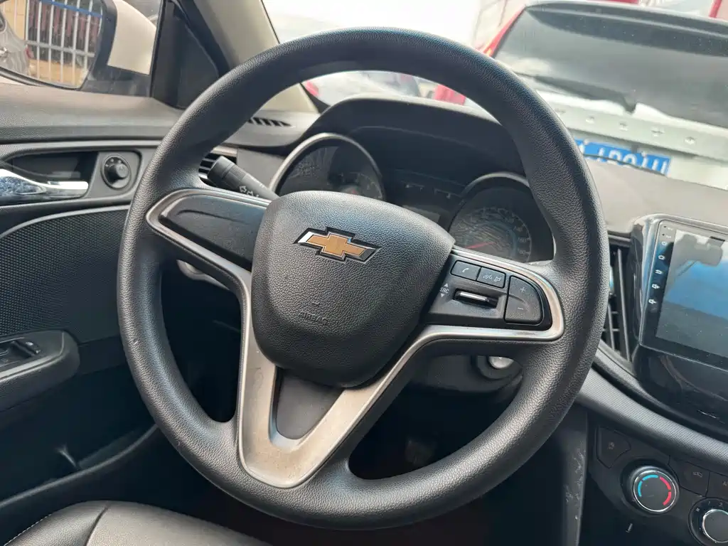 Chevrolet Cavalier — миниатюра 13