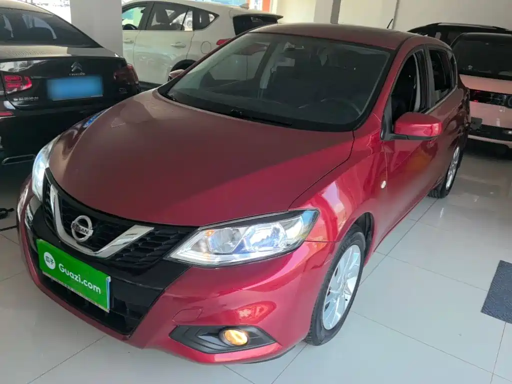 Nissan Tiida — миниатюра 2
