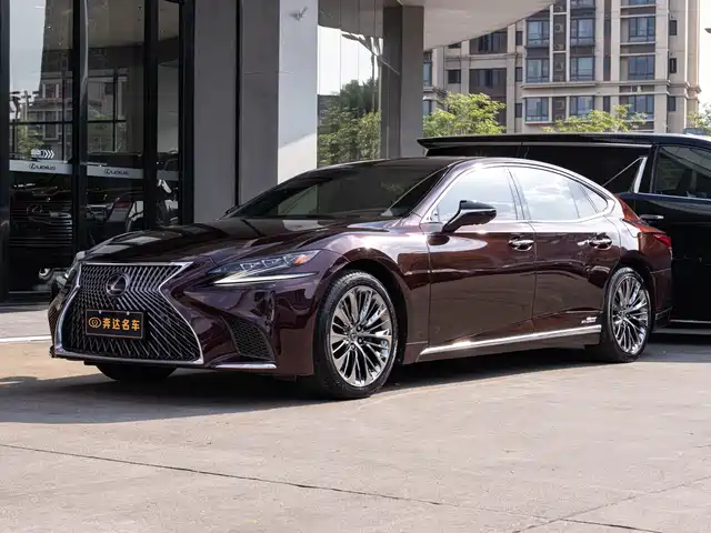 LEXUS LS 2018