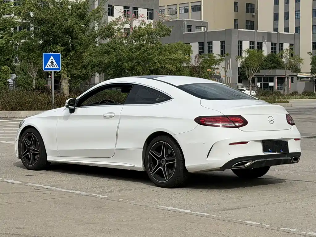 MERCEDES-BENZ C CLASS