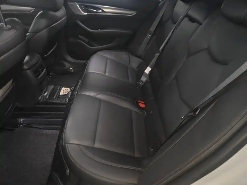 Cadillac CT5 — миниатюра 17