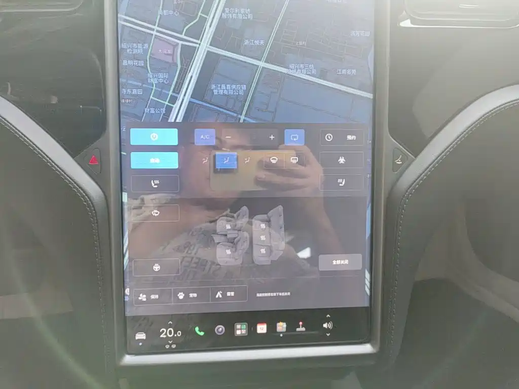 Tesla Model S — миниатюра 13