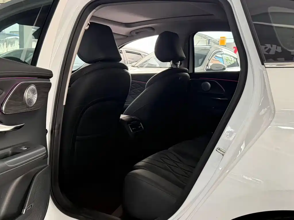 Chery Arrizo 8 PRO — миниатюра 6