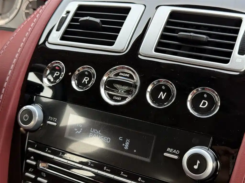 Aston Martin Rapide — миниатюра 37