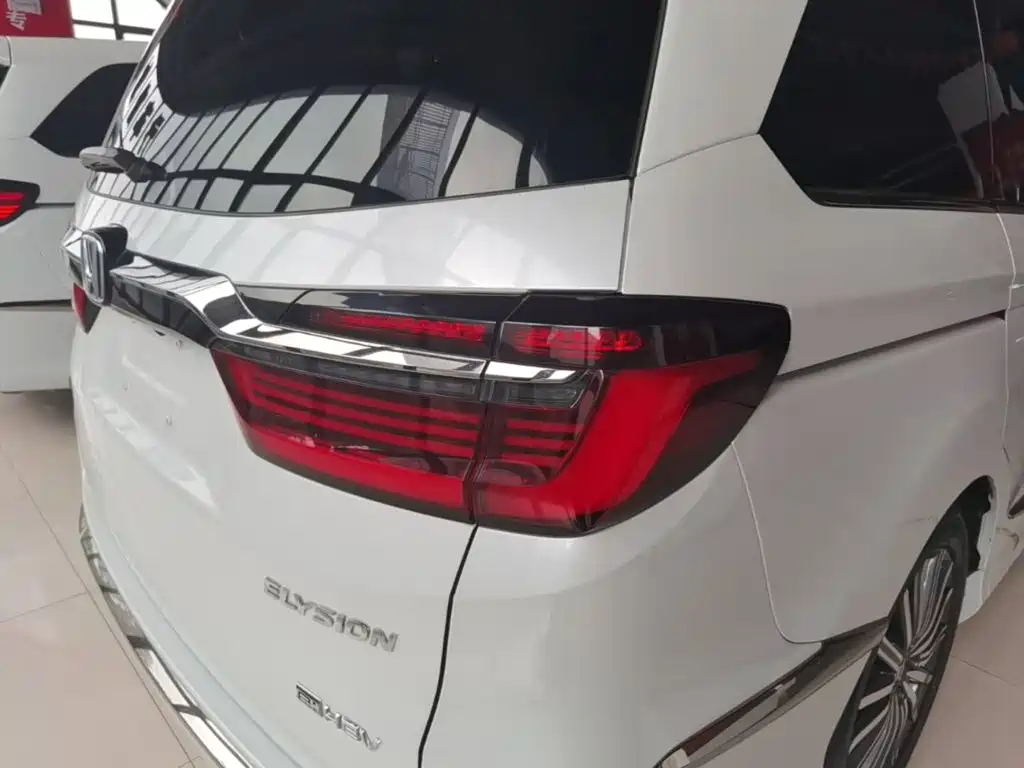 Honda Elysion 2024 2.0L e:HEV Luxury
