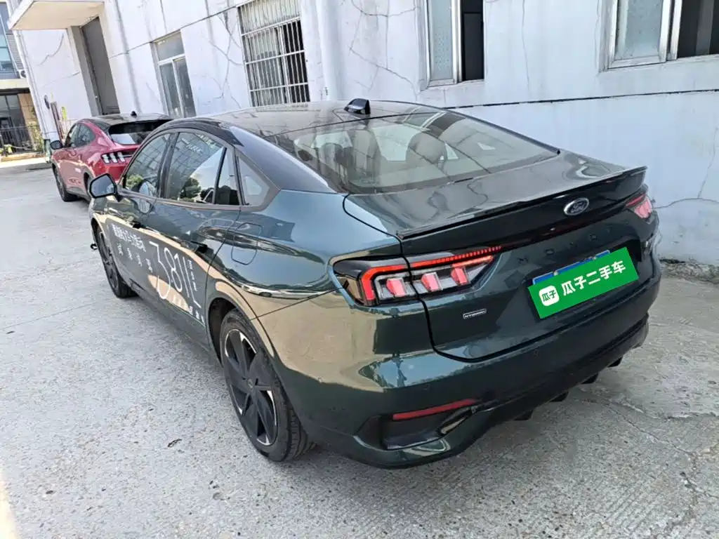 Ford Mondeo — миниатюра 5