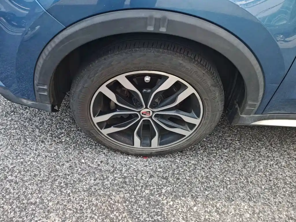 Roewe RX5 — миниатюра 23
