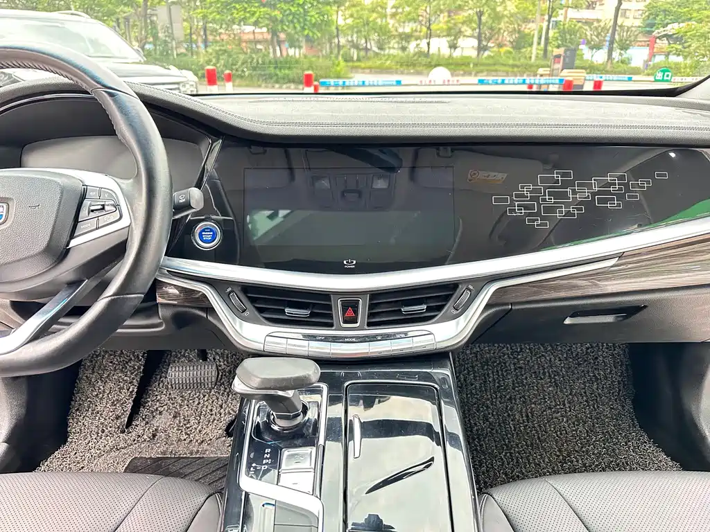 Geely Borui Hybrid — миниатюра 15