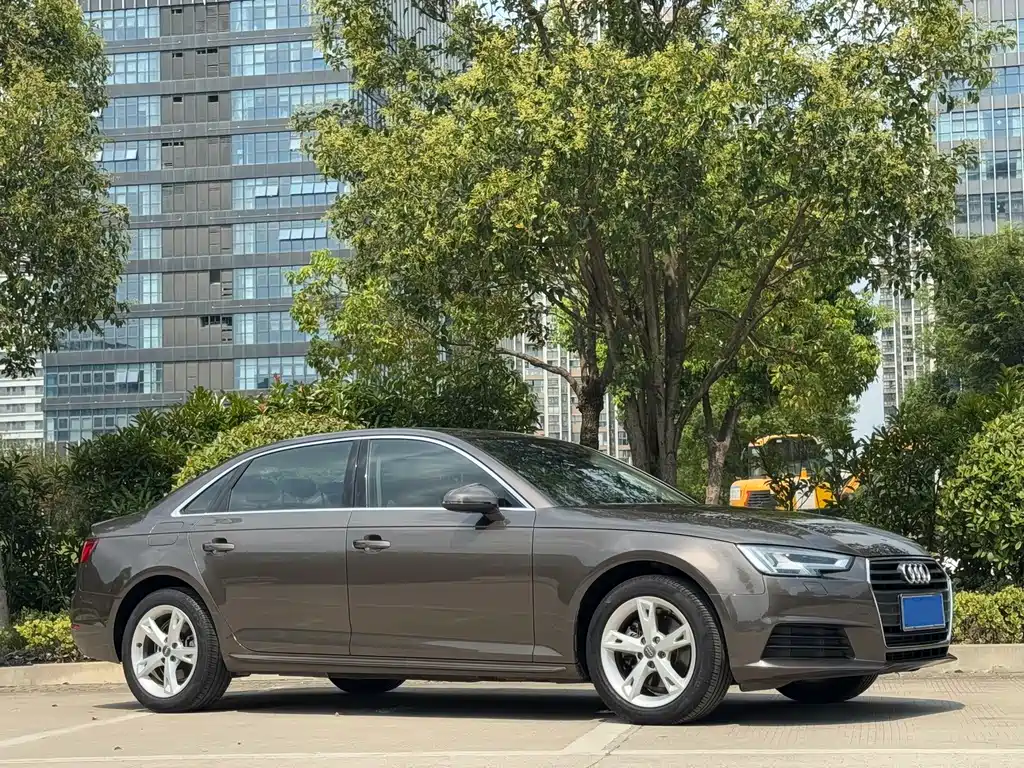 Audi A4L — миниатюра 18