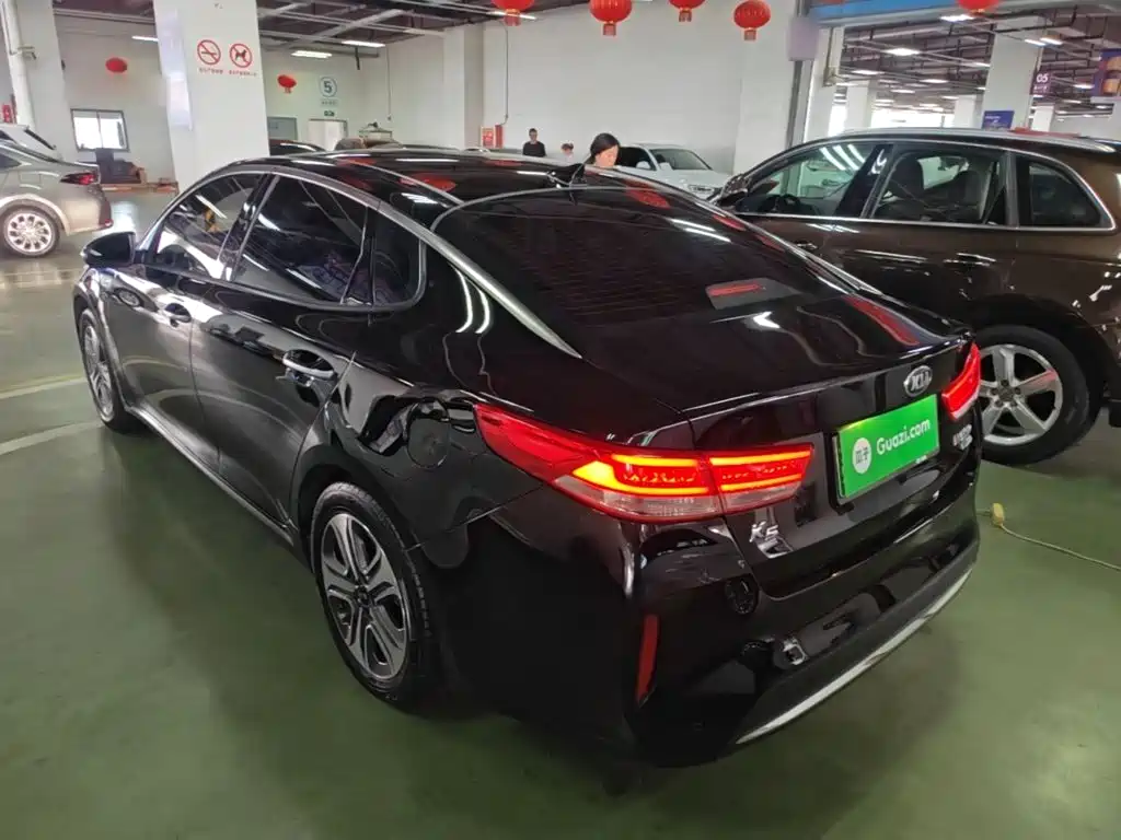 Kia K5 New Energy — миниатюра 5