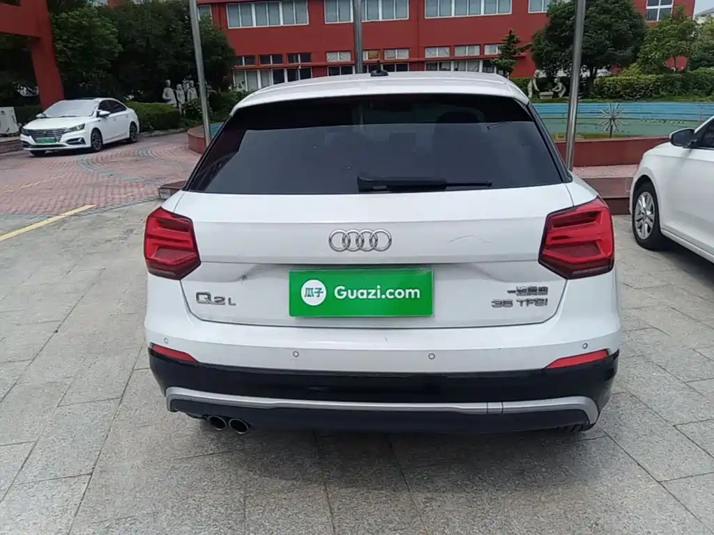 Audi Q2L — миниатюра 6