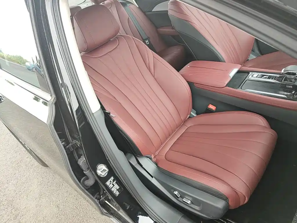 Hongqi Hongqi H5 — миниатюра 25