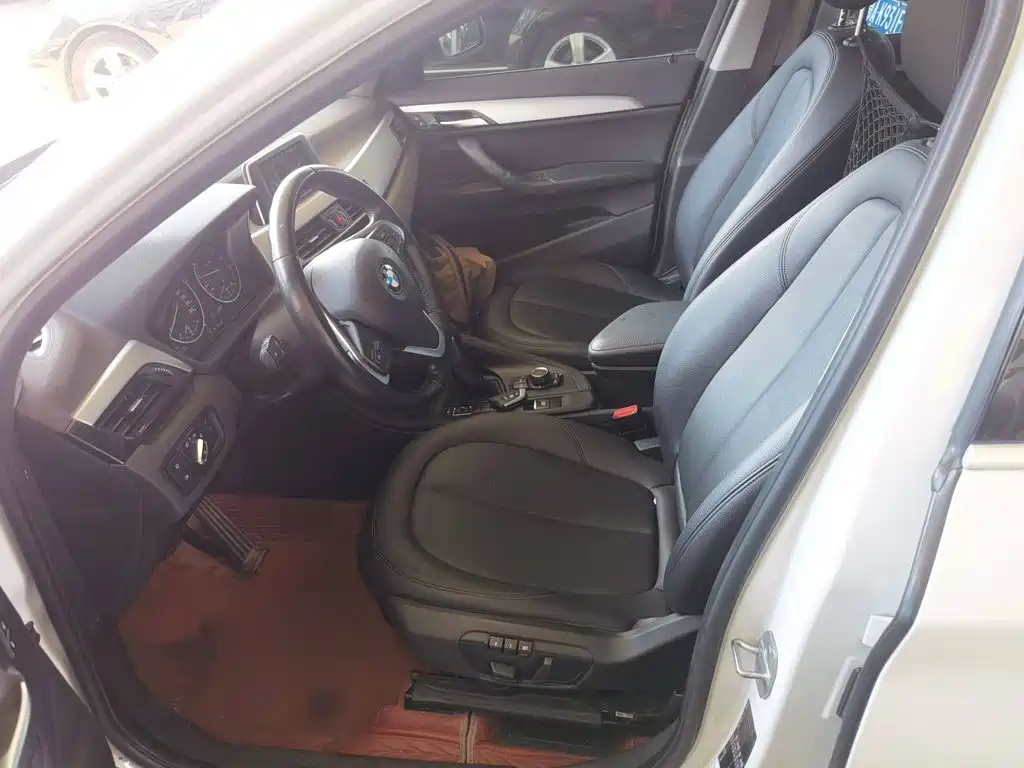 BMW X1 — миниатюра 15