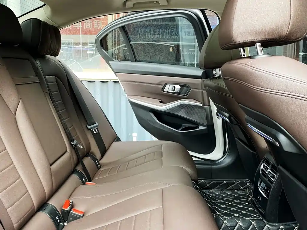 BMW 3 Series — миниатюра 6
