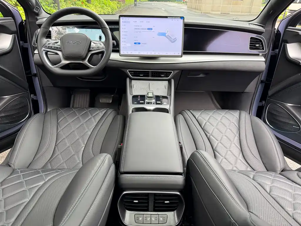 BYD 07 EV 2024 610