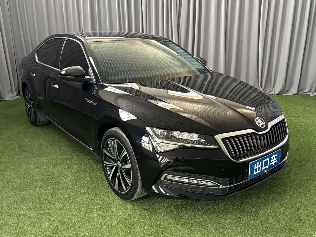 Skoda Superb — миниатюра 2