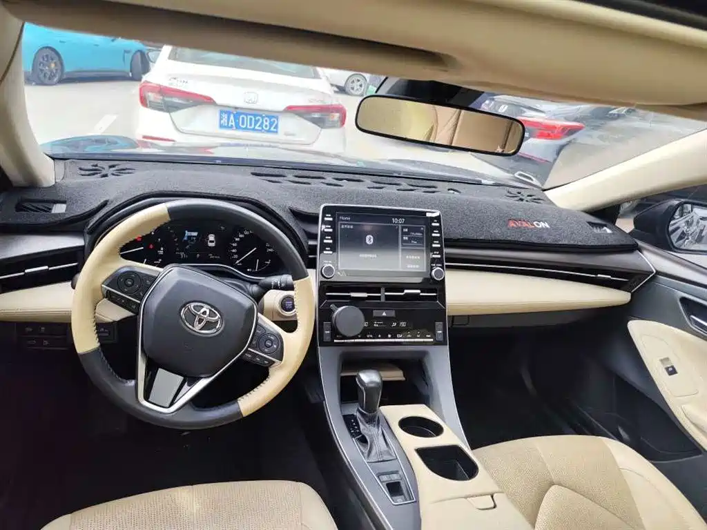 Toyota Avalon — миниатюра 8