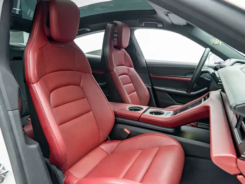 Porsche Taycan — миниатюра 16