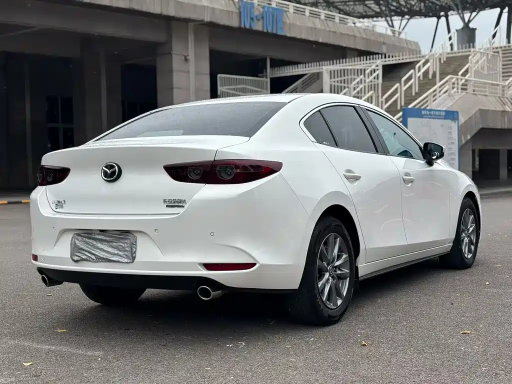 MAZDA 3 ANGKESAILA