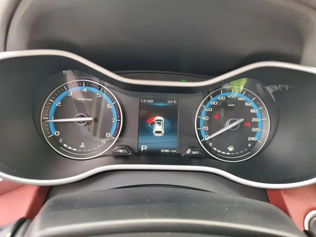 Geely Vision S1 — миниатюра 7