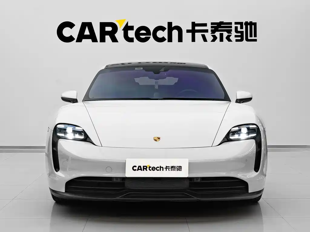 Porsche Taycan — миниатюра 4