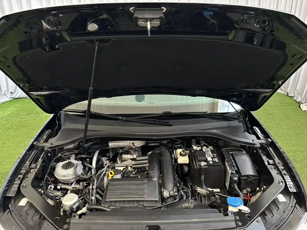 Volkswagen Tiguan L — миниатюра 18