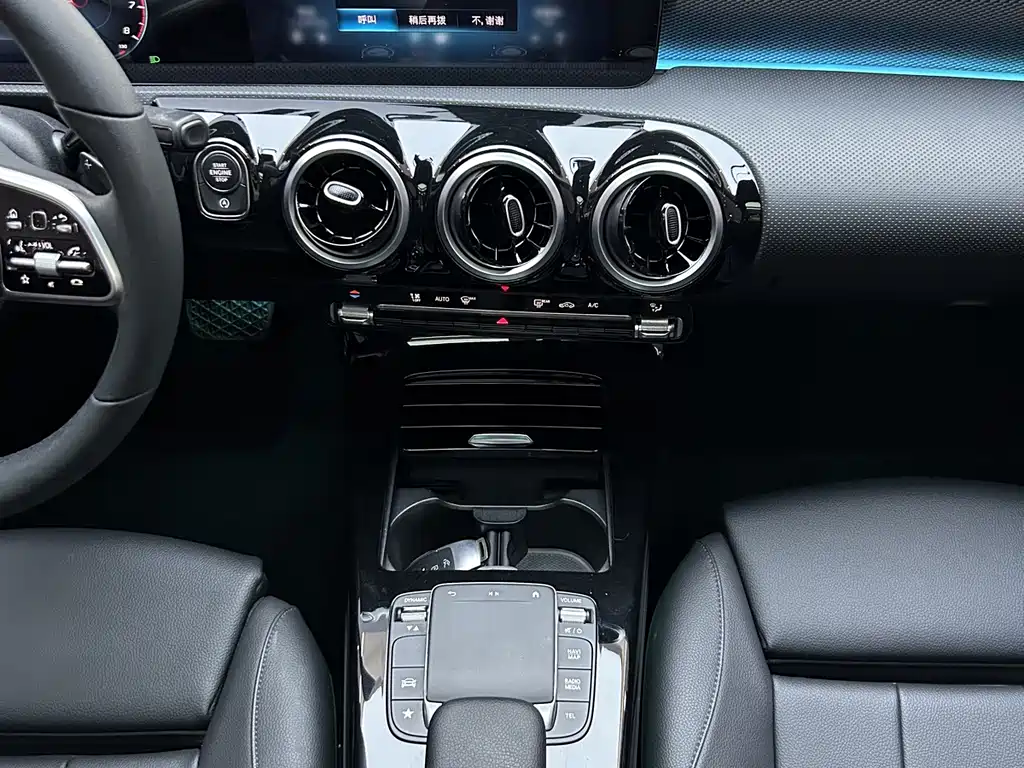Mercedes-Benz A-Class — миниатюра 17