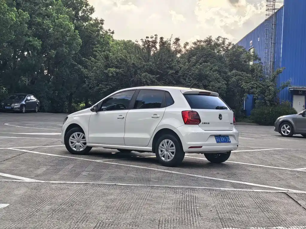 Volkswagen Polo — миниатюра 10