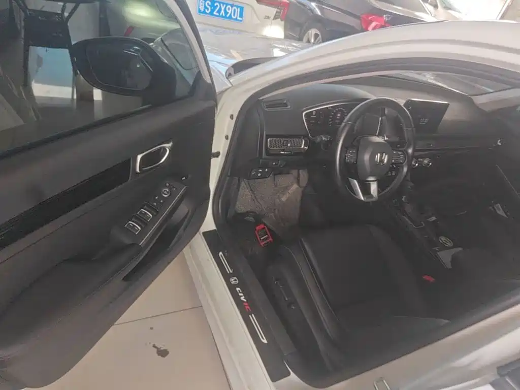 Honda Civic — миниатюра 16