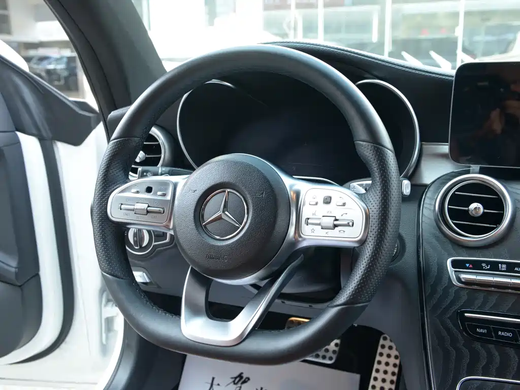 Mercedes-Benz C-Class (Import) — миниатюра 7
