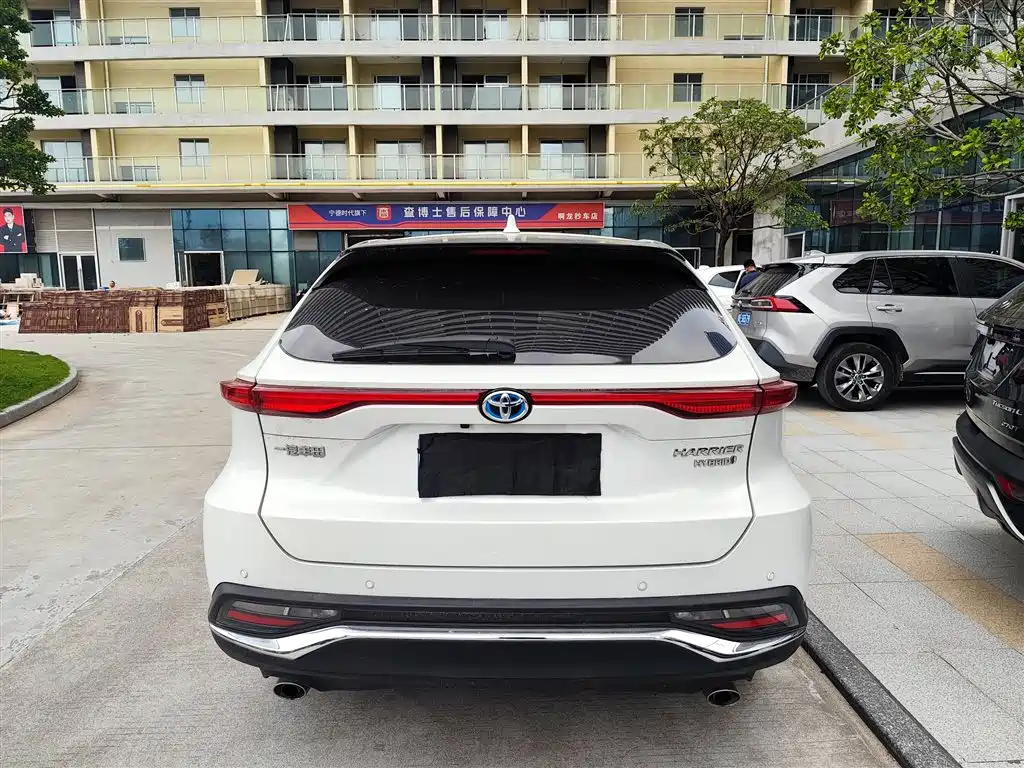 Toyota Harrier — миниатюра 8