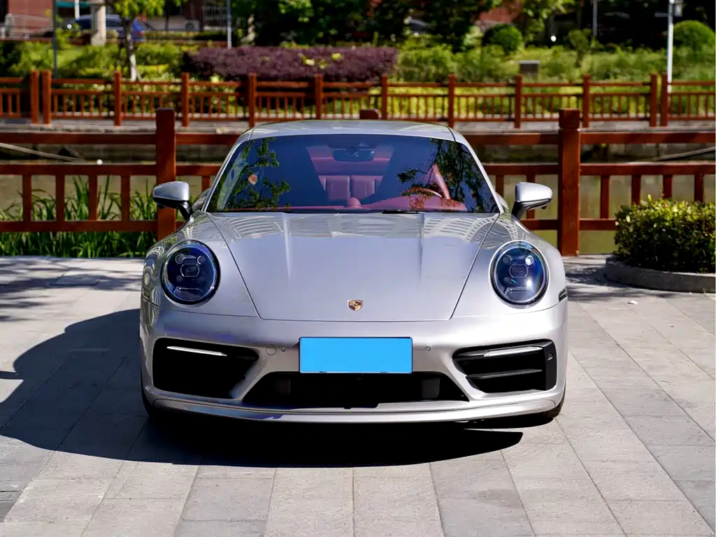 Porsche 911 2022 Carrera 3.0T