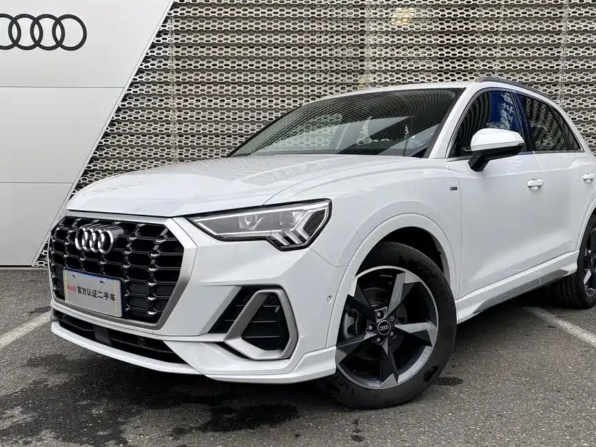 奥迪Q3 2022款 35 TFSI 时尚动感型 2022