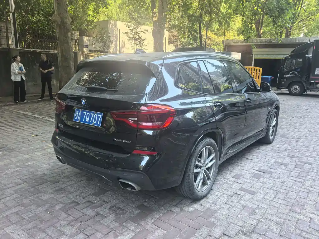 BMW X3 — миниатюра 5
