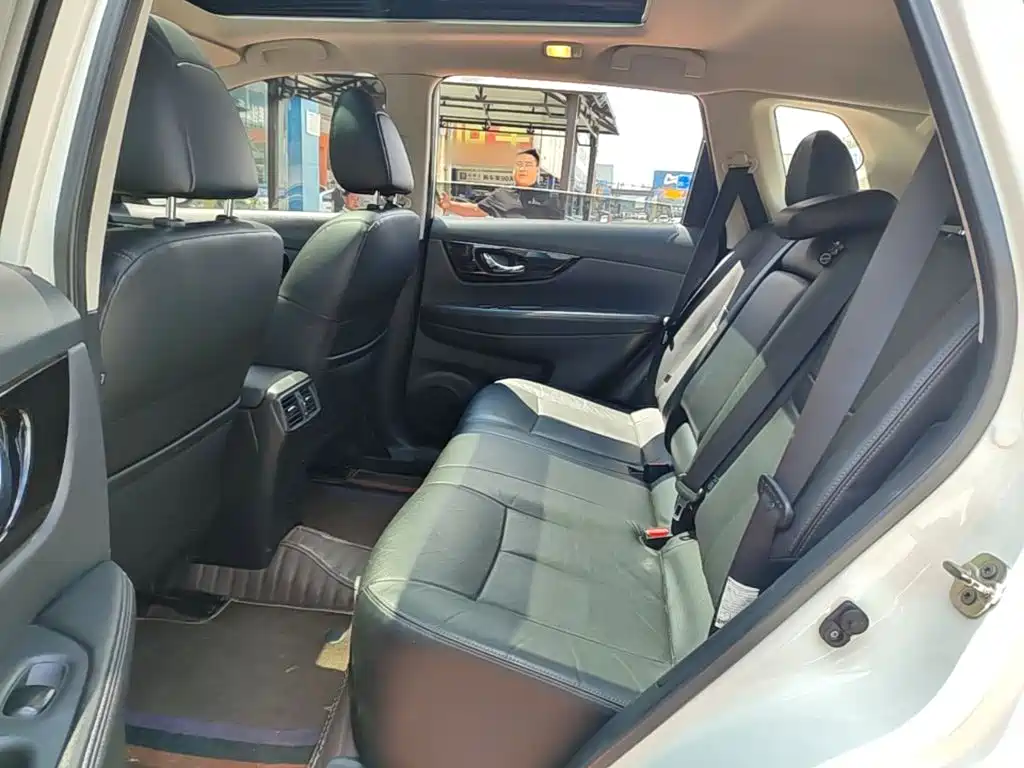 Nissan X-Trail — миниатюра 17