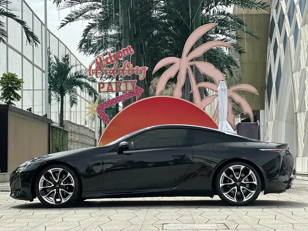 Lexus LC — миниатюра 7