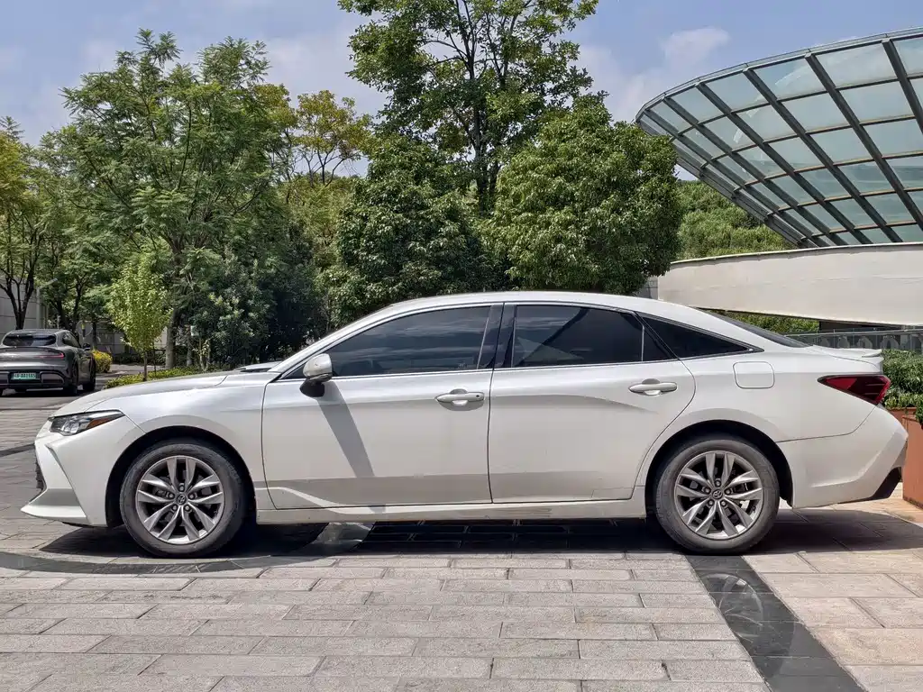Toyota Avalon — миниатюра 20
