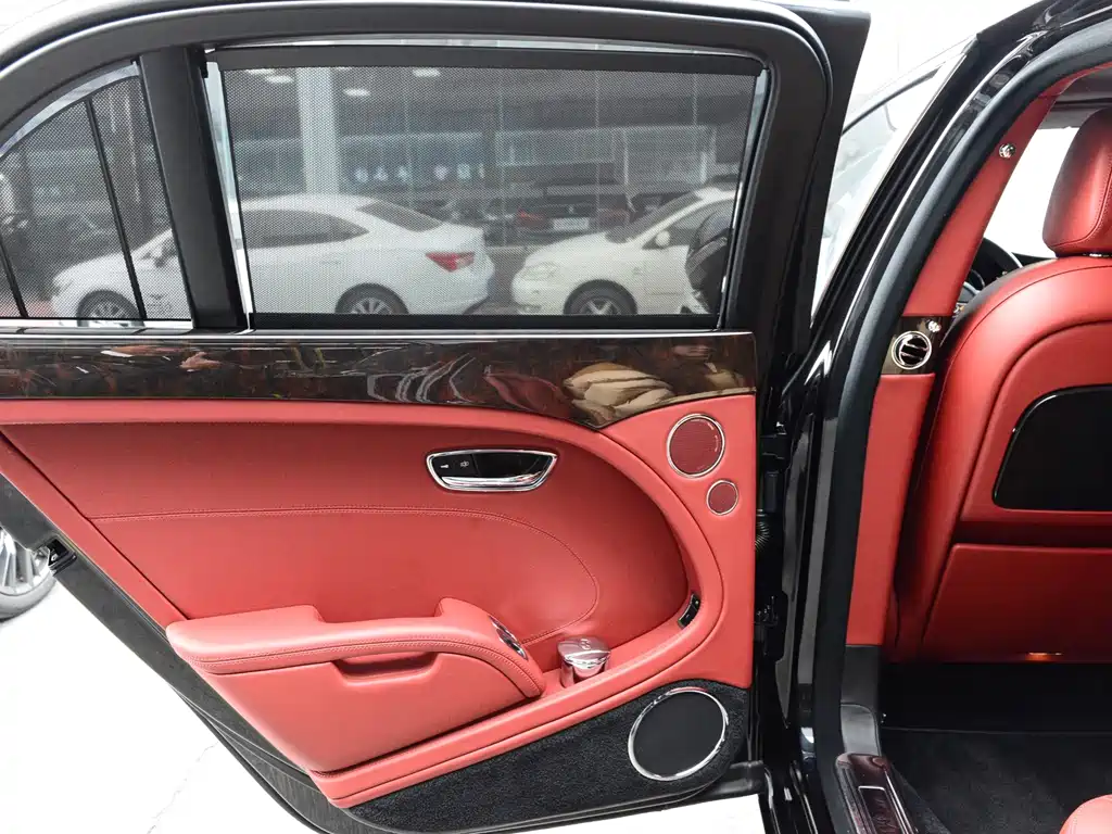 Bentley Mulsanne — миниатюра 10
